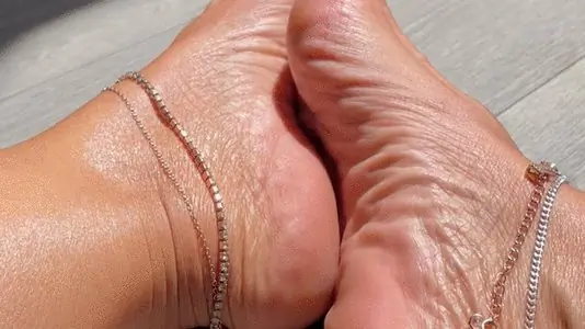 Best Soles n Toes Rubbing JOI POV