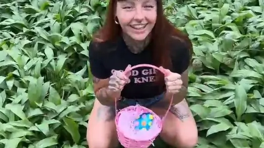 NAUGHTY BUNNY IN THE WILD BLOWJOB CUM ON EGG