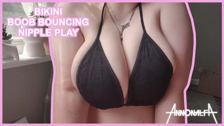 Bikini Boob Bouncing