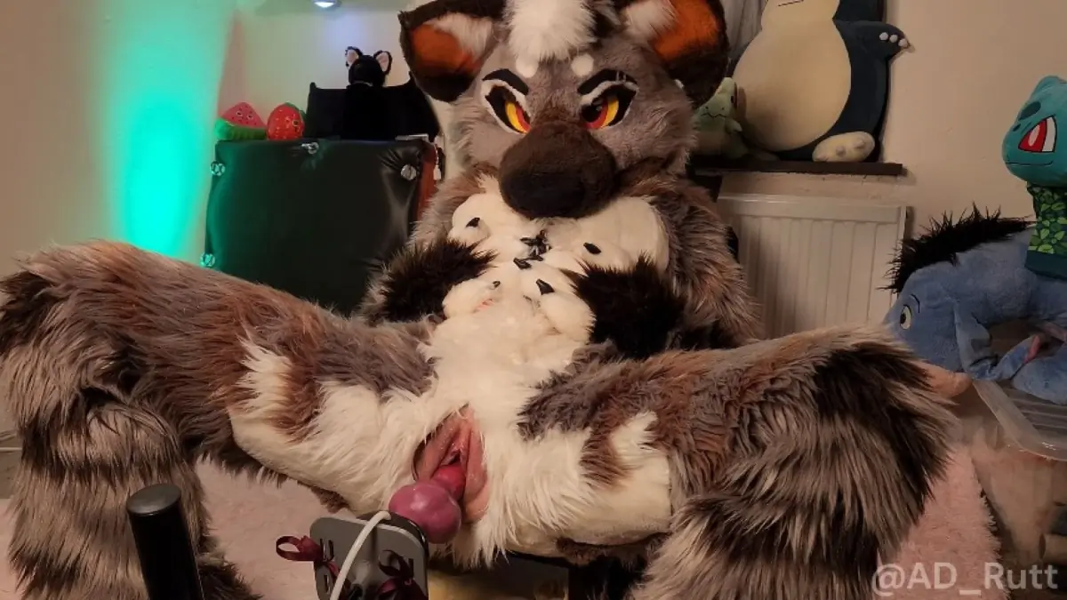 hyena girl takes massive werewolf cock on fuck machine