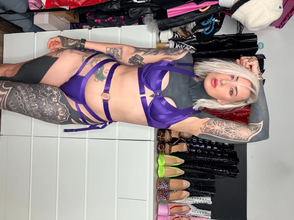 😈 Angel Long 😈 cover
