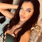 ANISYIA avatar