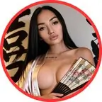 Asian Lili 🪭 Island Muse avatar