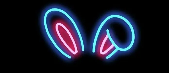 Caroline header