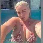 Bambi Cox 🍒 avatar