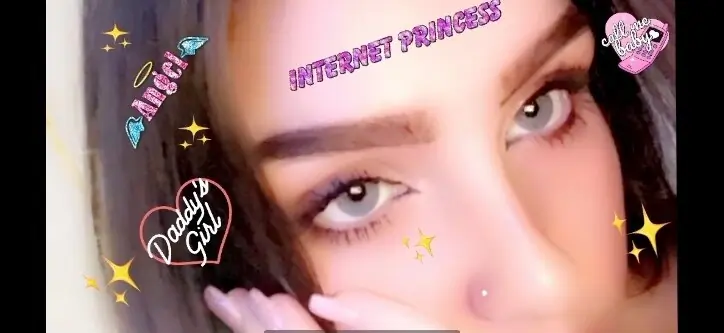 faye 🫶🏼🤍✨ header