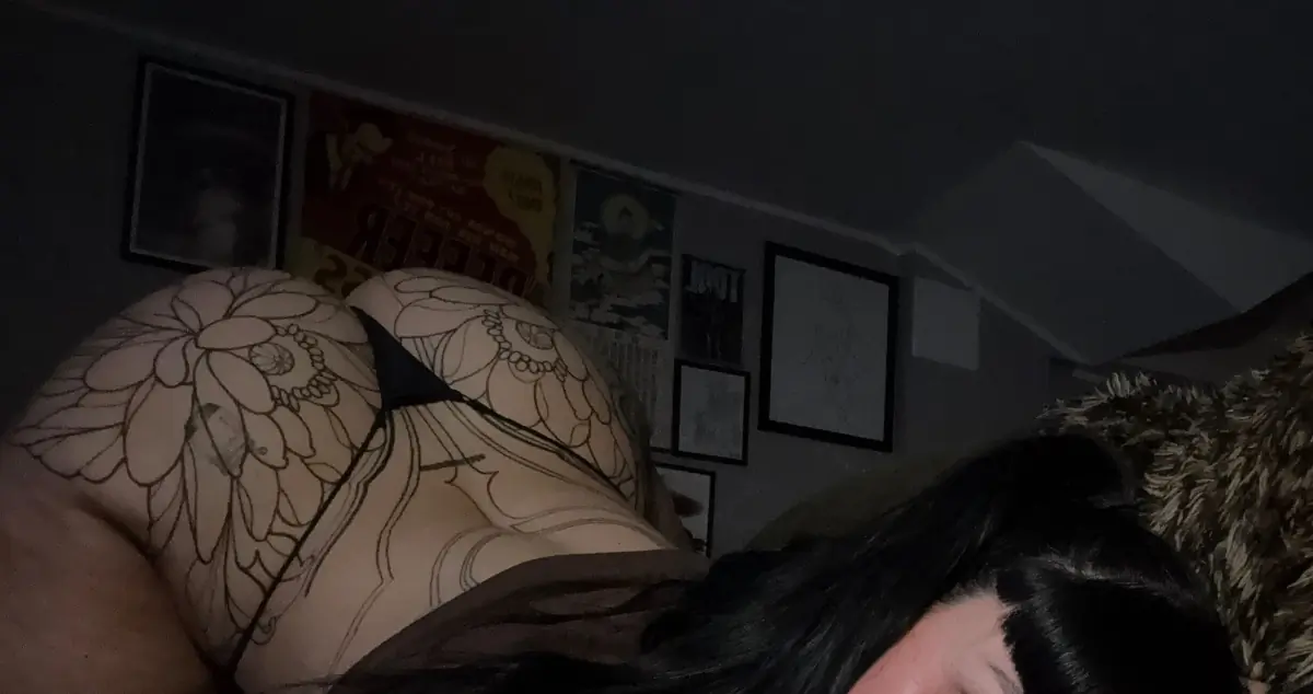 kat with DDD’s header