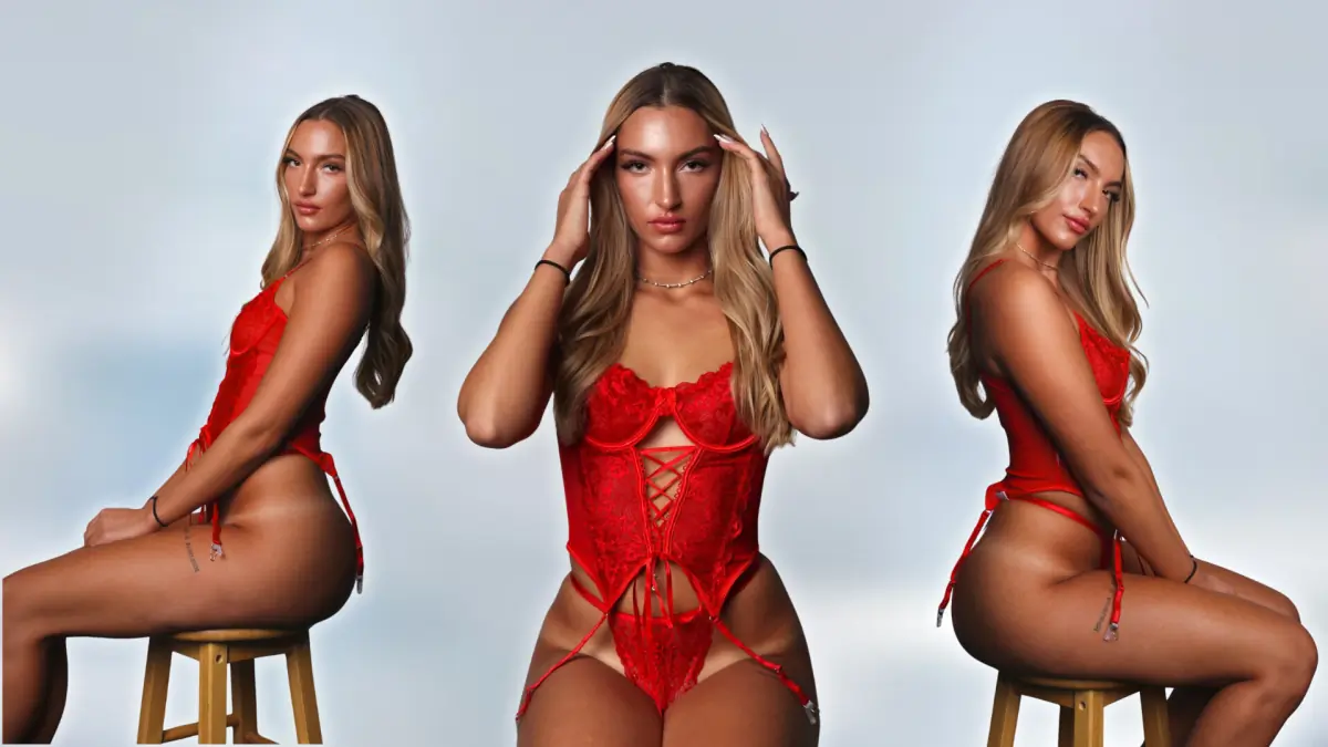 Bianca Ferrari🍑 header
