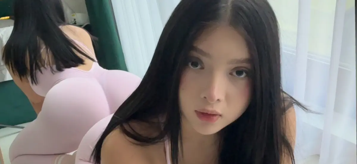 Caro Bell 🔔‎ ‎‎ ‎ header