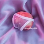Little Asian Cumdump 🍆💗 avatar