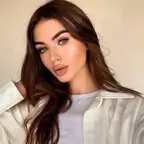 Emily ⭐️ avatar