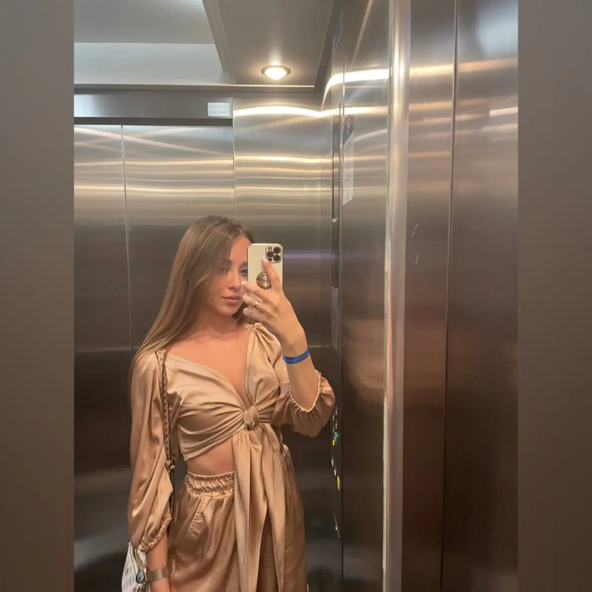 Belissima <3 header