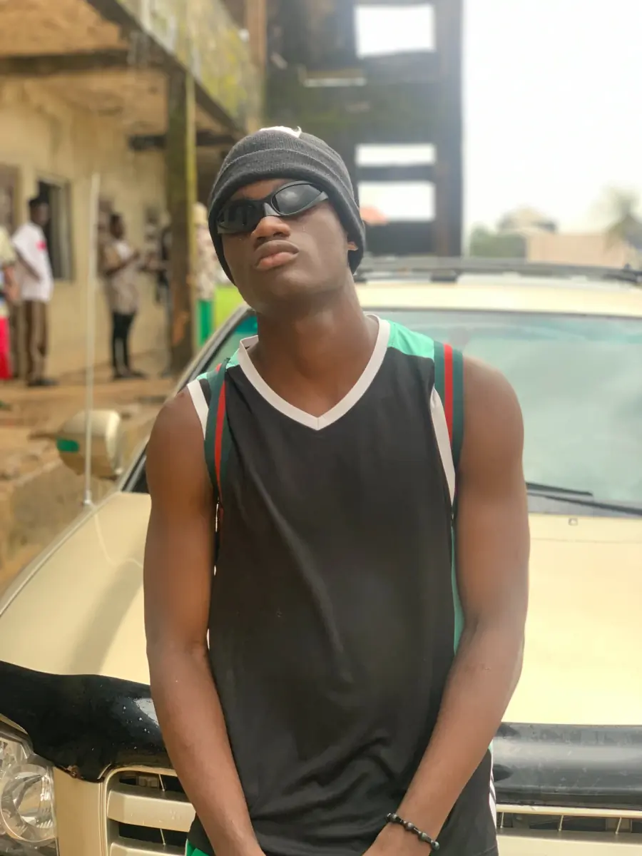 Dike Favour header