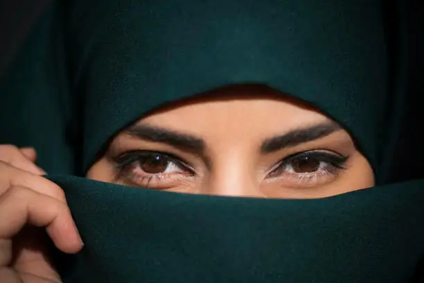 Hijabi Aysha header