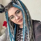 Holly Di ♡ avatar