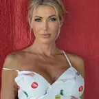 HollyHotwife avatar