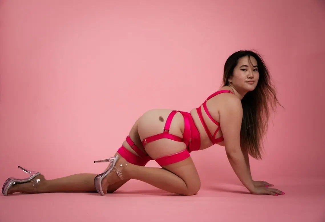Kayla Wang (VIP) cover