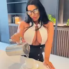 KIMMY👩🏻‍💼👠 avatar