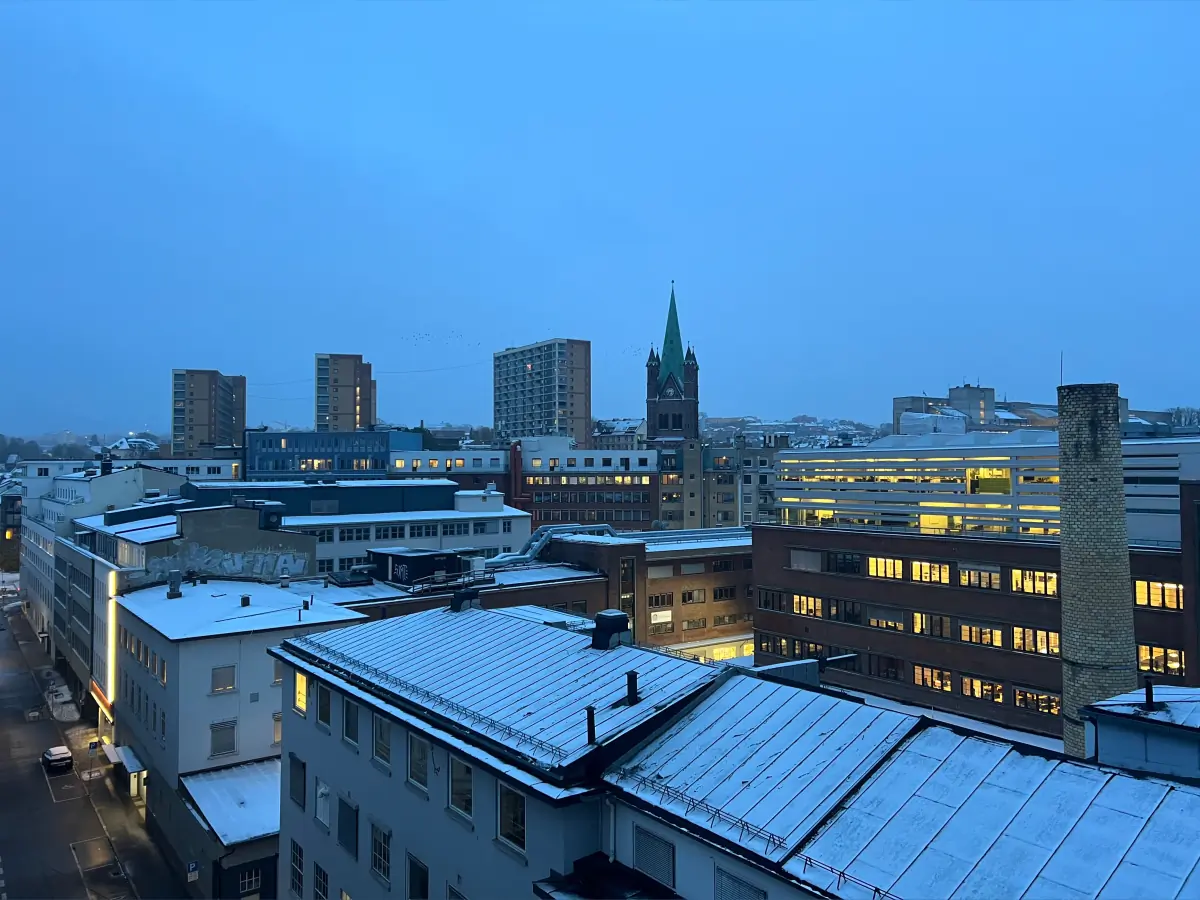 LATNBULLTRAVELS header