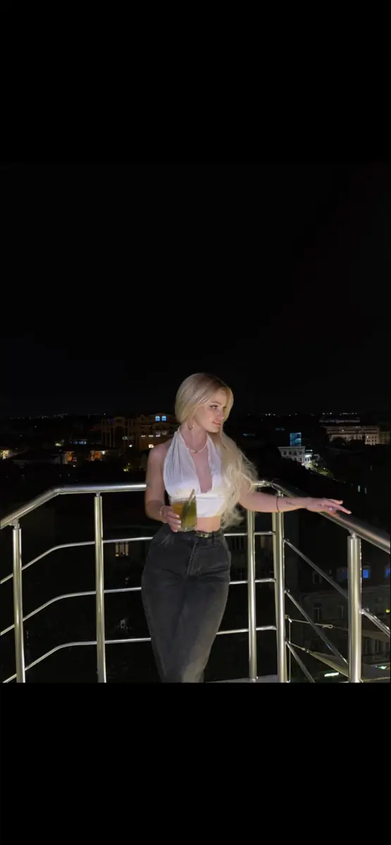Lisamarie header