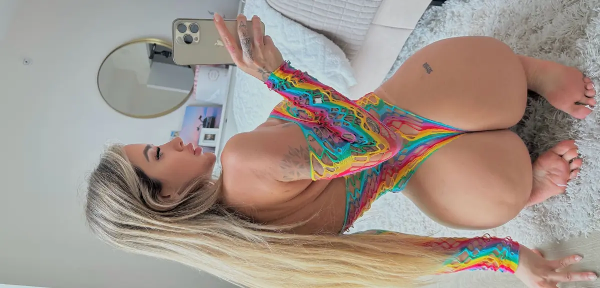 Luna Skye 🏆 #1 BODY on OF👸🏼💦 cover