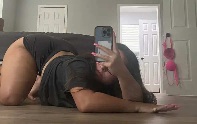 Lyssa cover