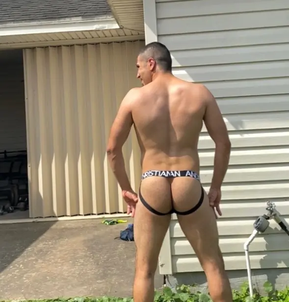 Exhibitionist Daddy header