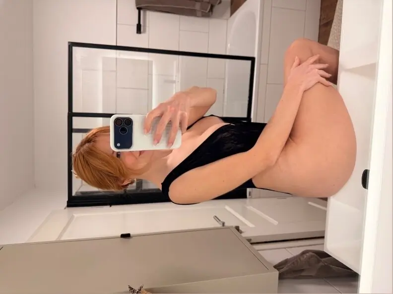 Marie 🧡 header