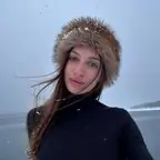 Mia Frost 🧊 avatar