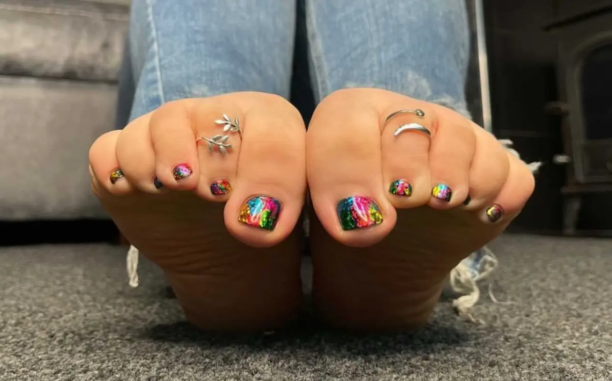 Miss.Piggytoes FREE cover