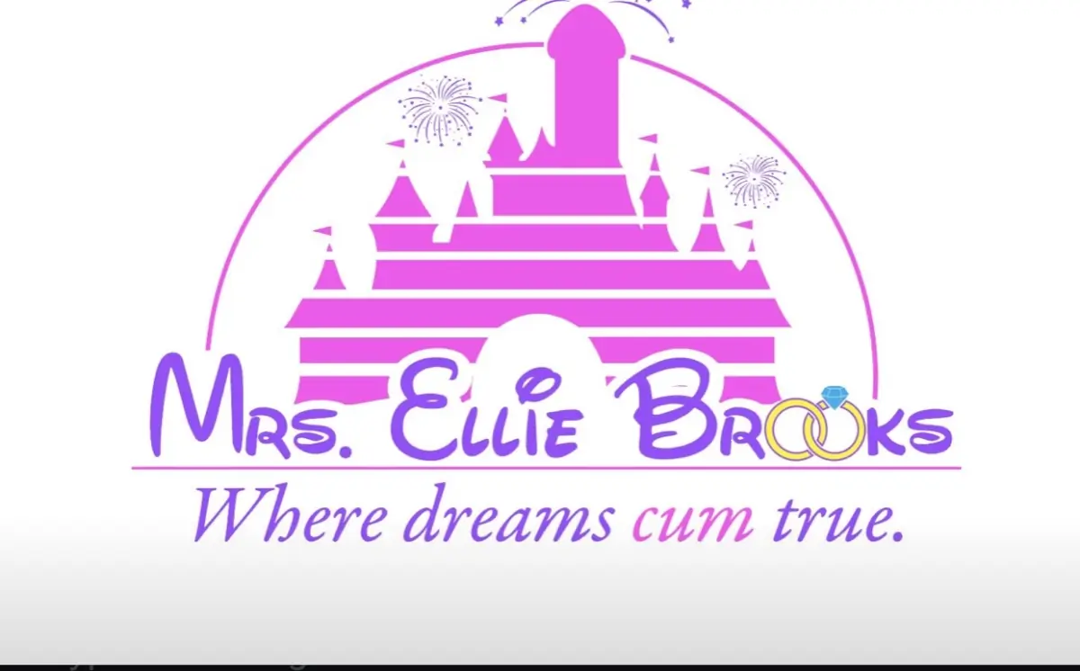 Ellie Brooks (🌴Soccer mom next door🌴) cover