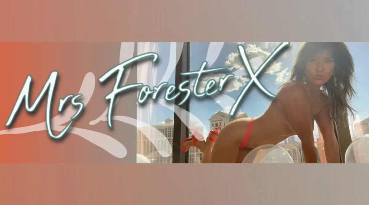 Mrs. Forester, Online for sexting cover