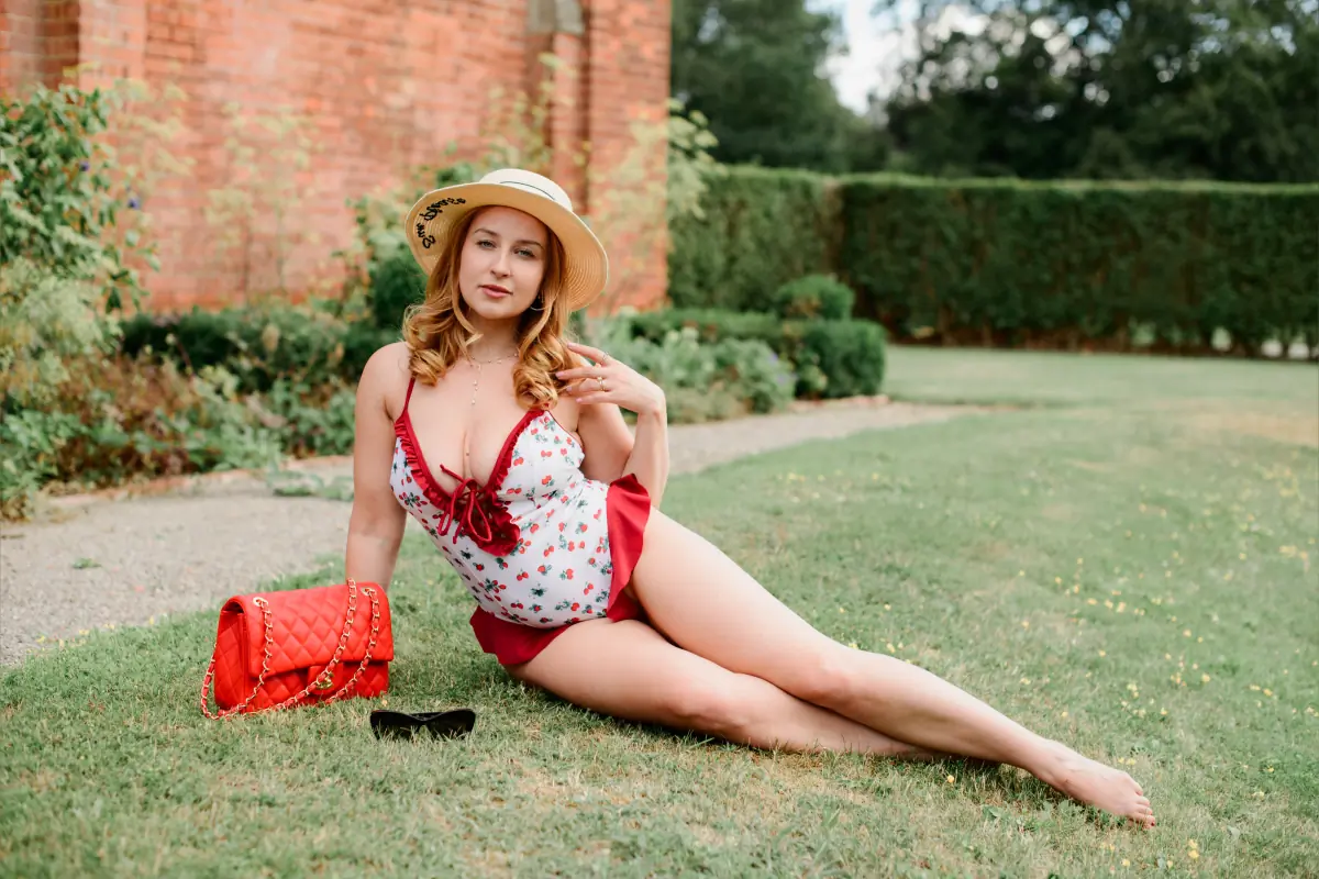 OliviaFleurOFTV cover