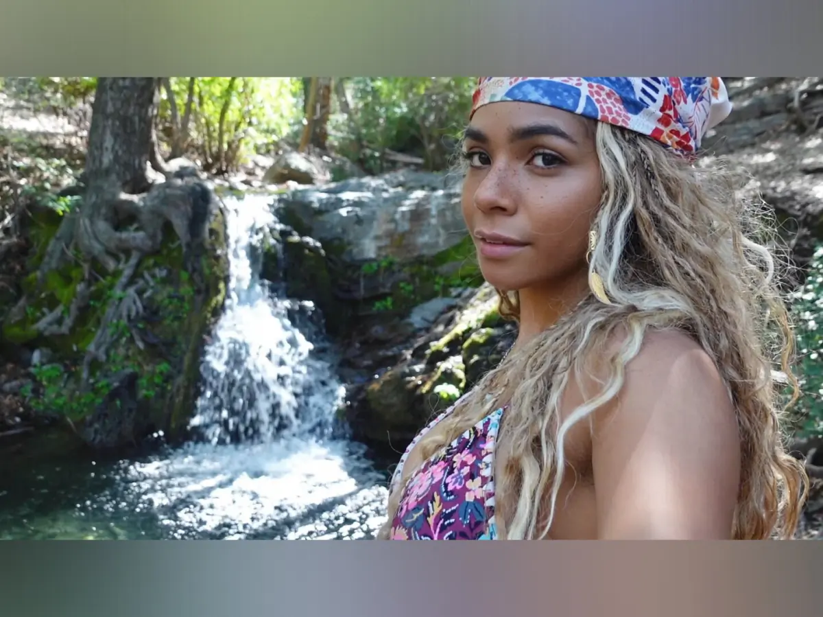 Helayna Marie cover