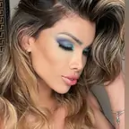 Rebecca Ferreira avatar