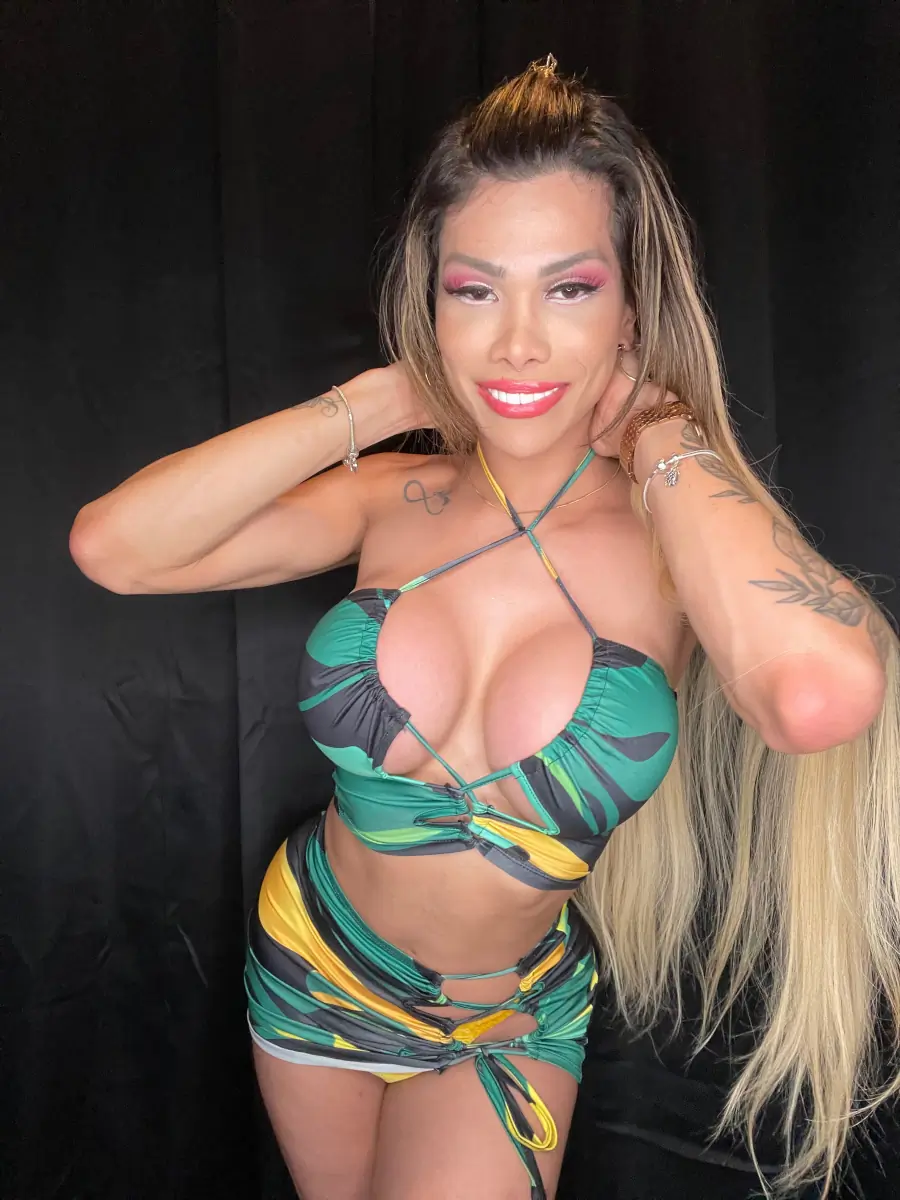 Rebecca Ferreira cover