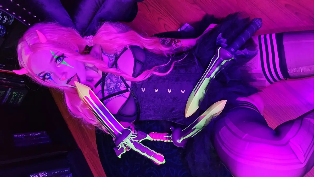 Estella header
