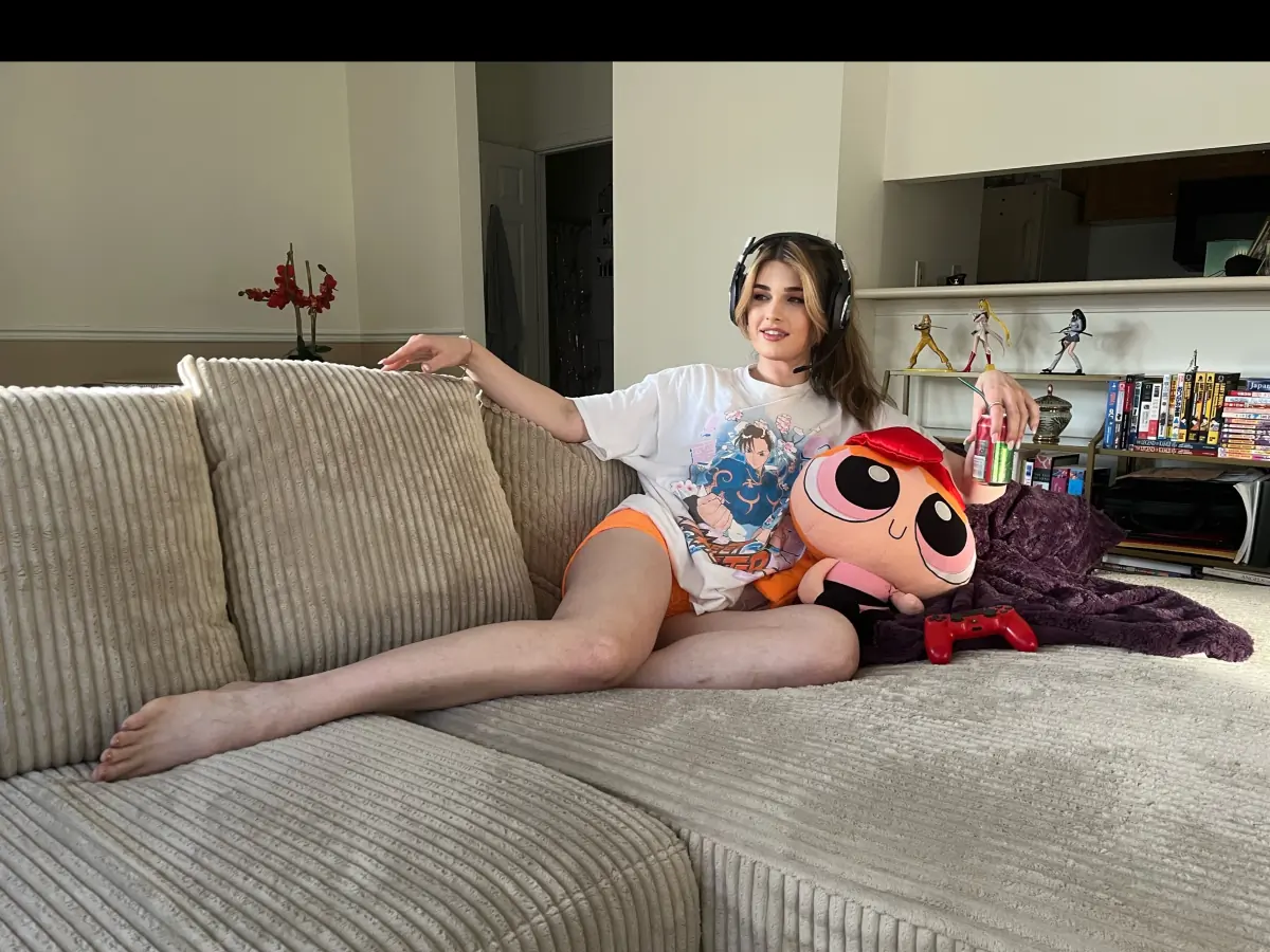 Roxi Otaku header