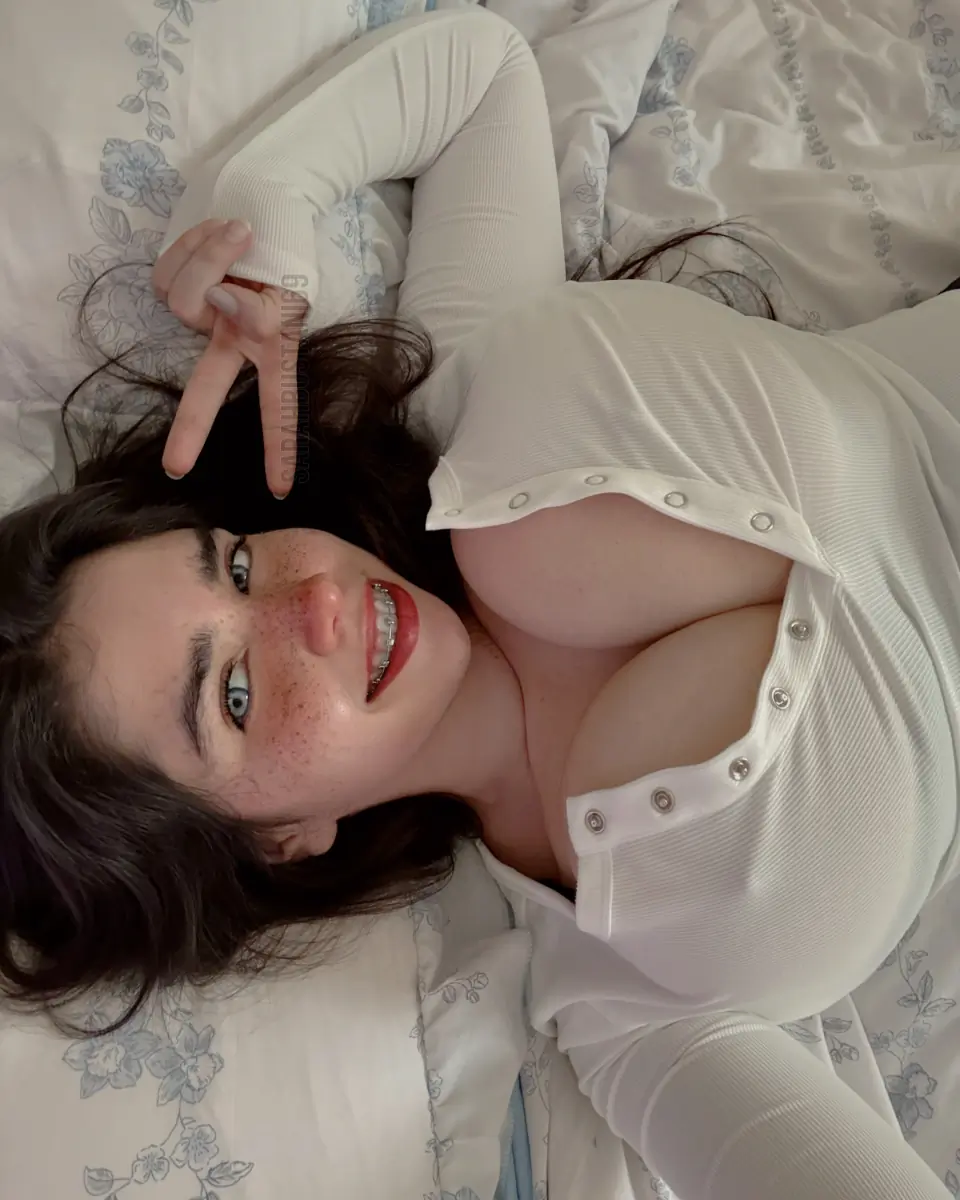 Sara Bustani cover