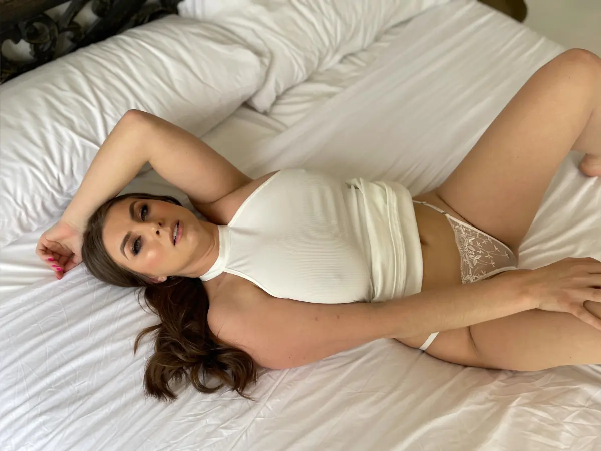 SARAH MCDONALD / NEWLY SINGLE cover