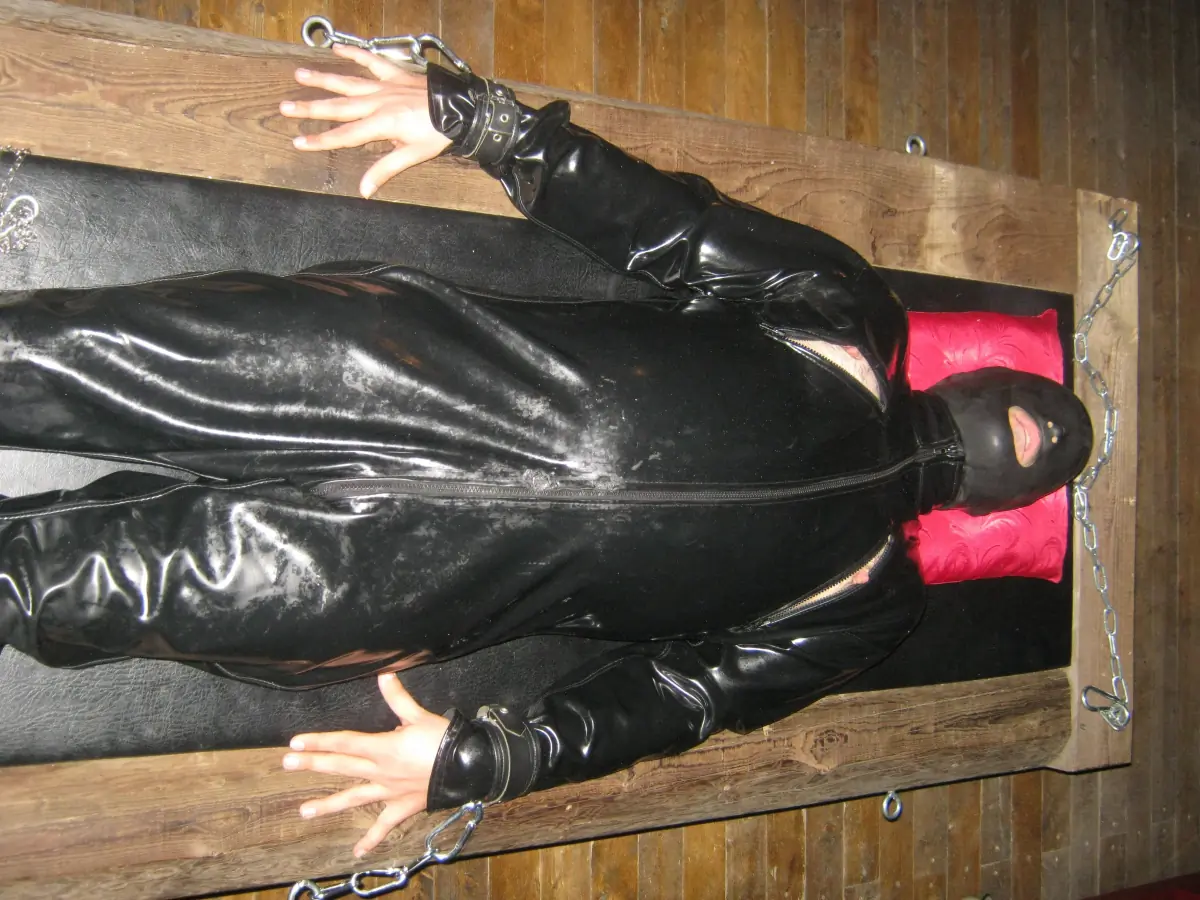 slave rightless header