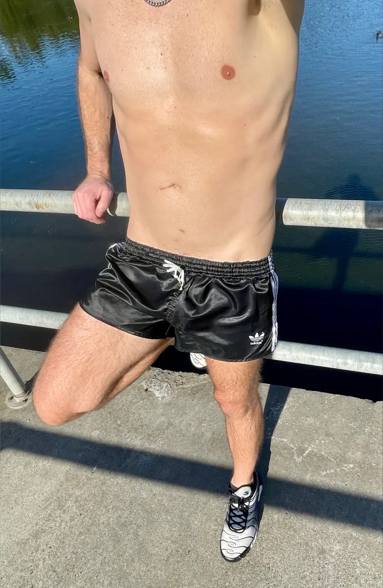 Smelly Nylon PVC Master header