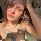 Manic Matilda 🤪 avatar