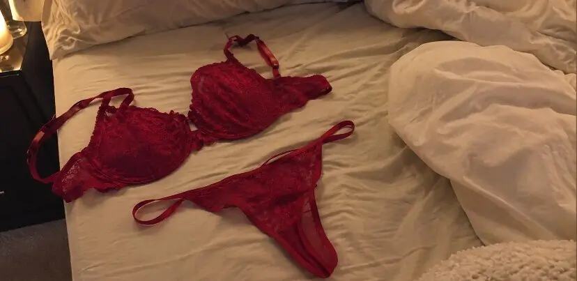 thatcurvywifey header