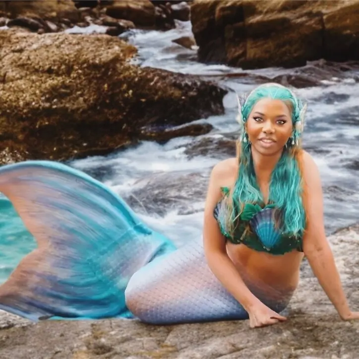 Kimberly Carta header
