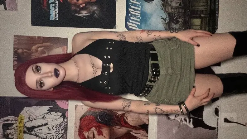 Ur Emo Gf Stella🖤 cover