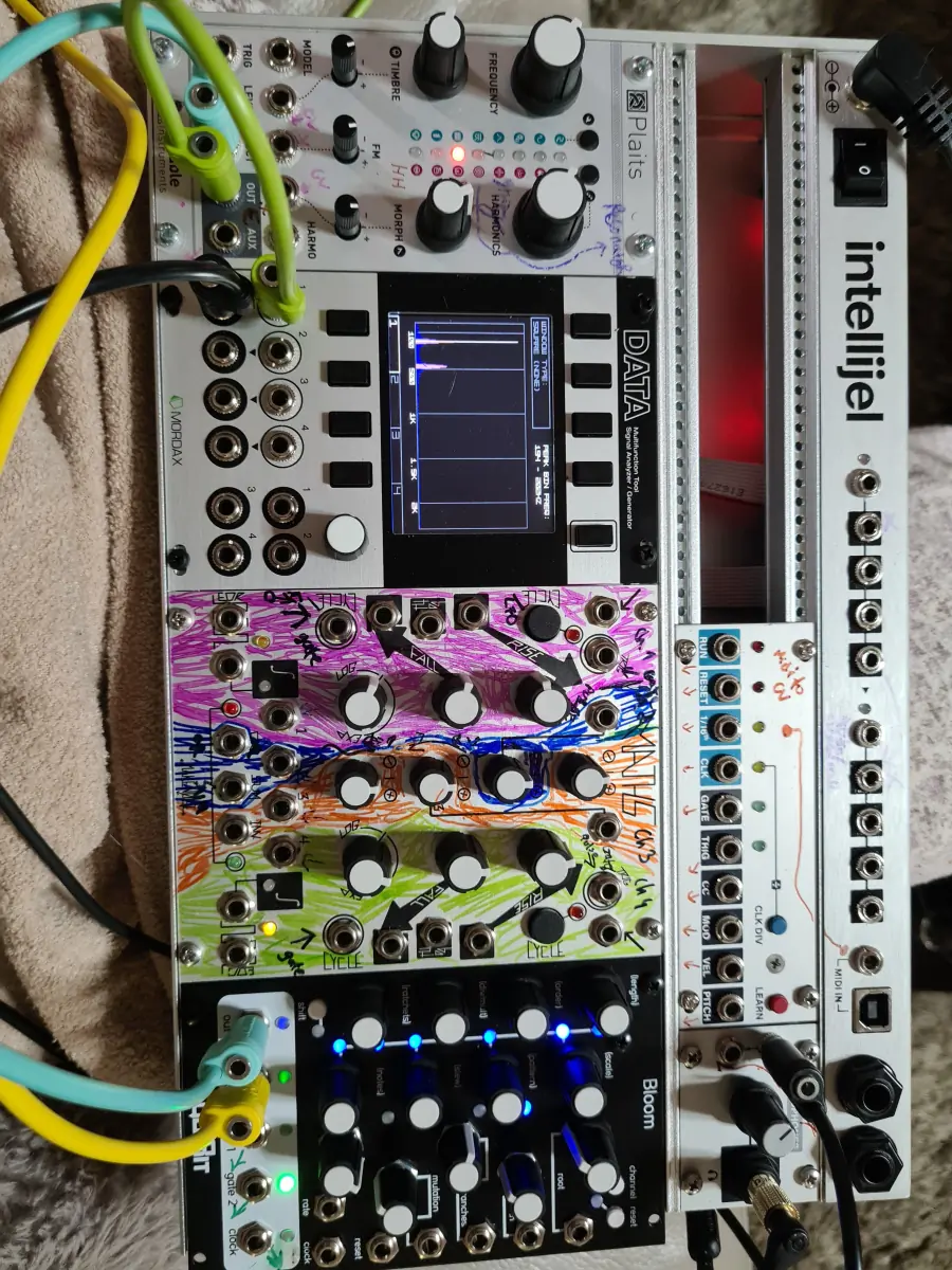 Are there any modules that can store output signals? I'm trying to get plaits to...