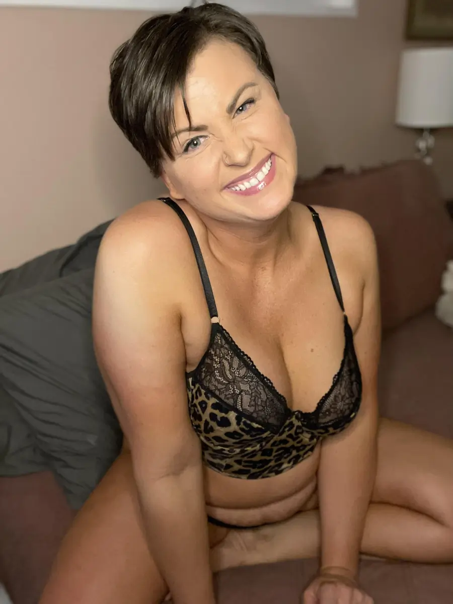 Breast Cancer Survivor but still sexy right?💕