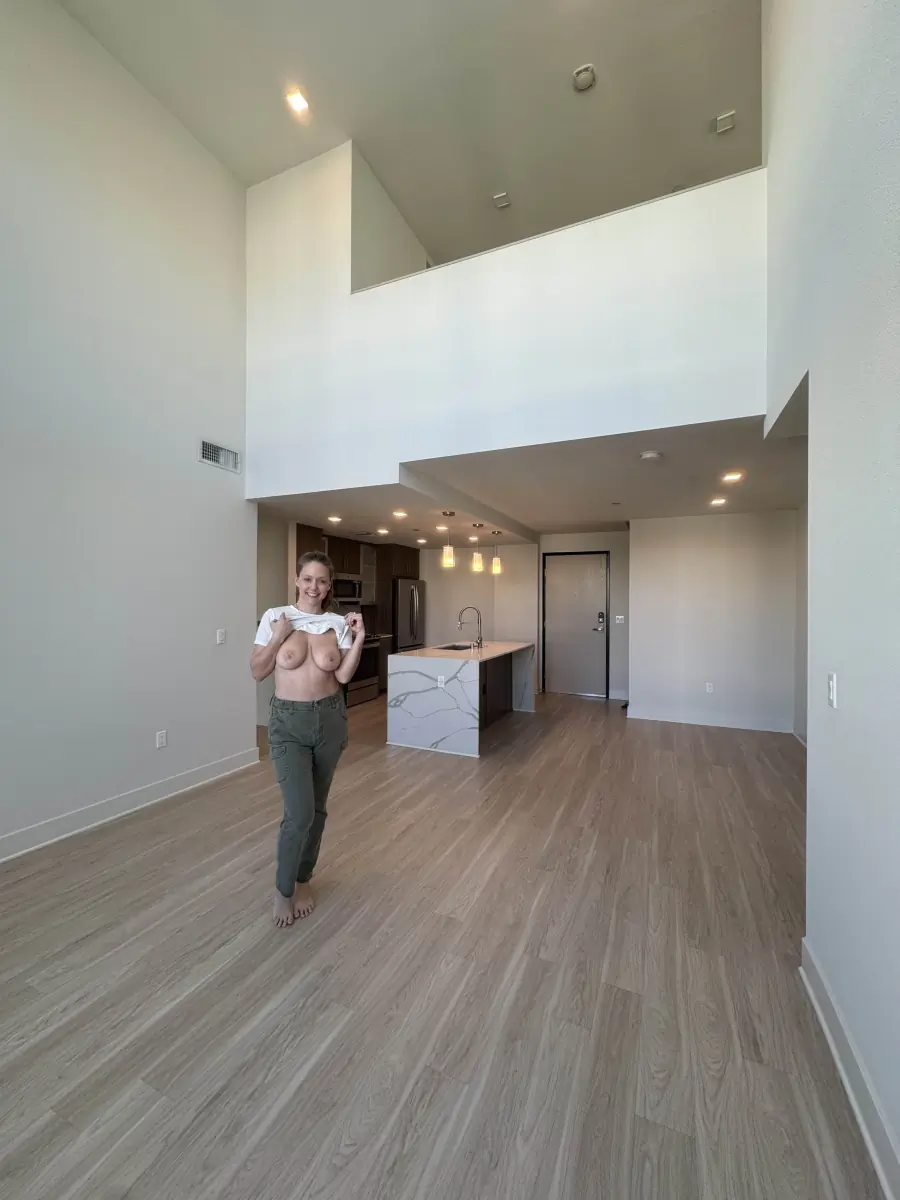 Big news. This month I officially moved out of the Nakedbakers house 😇