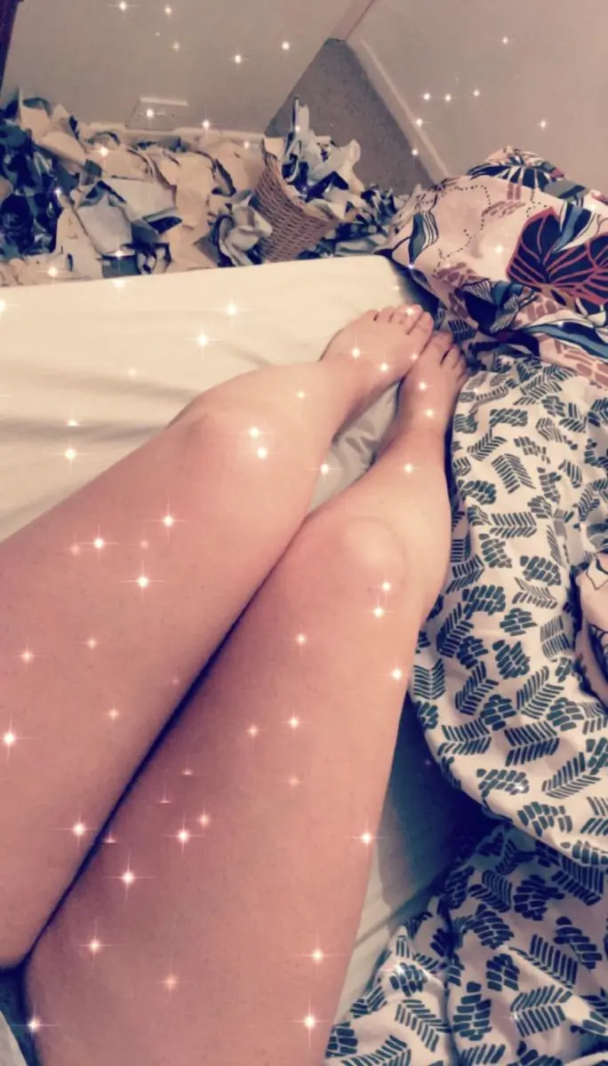 How do you like my feet? 🥰